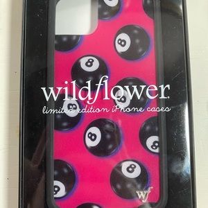 IPHONE 11 Pro Max Woldflower 8-ball Case